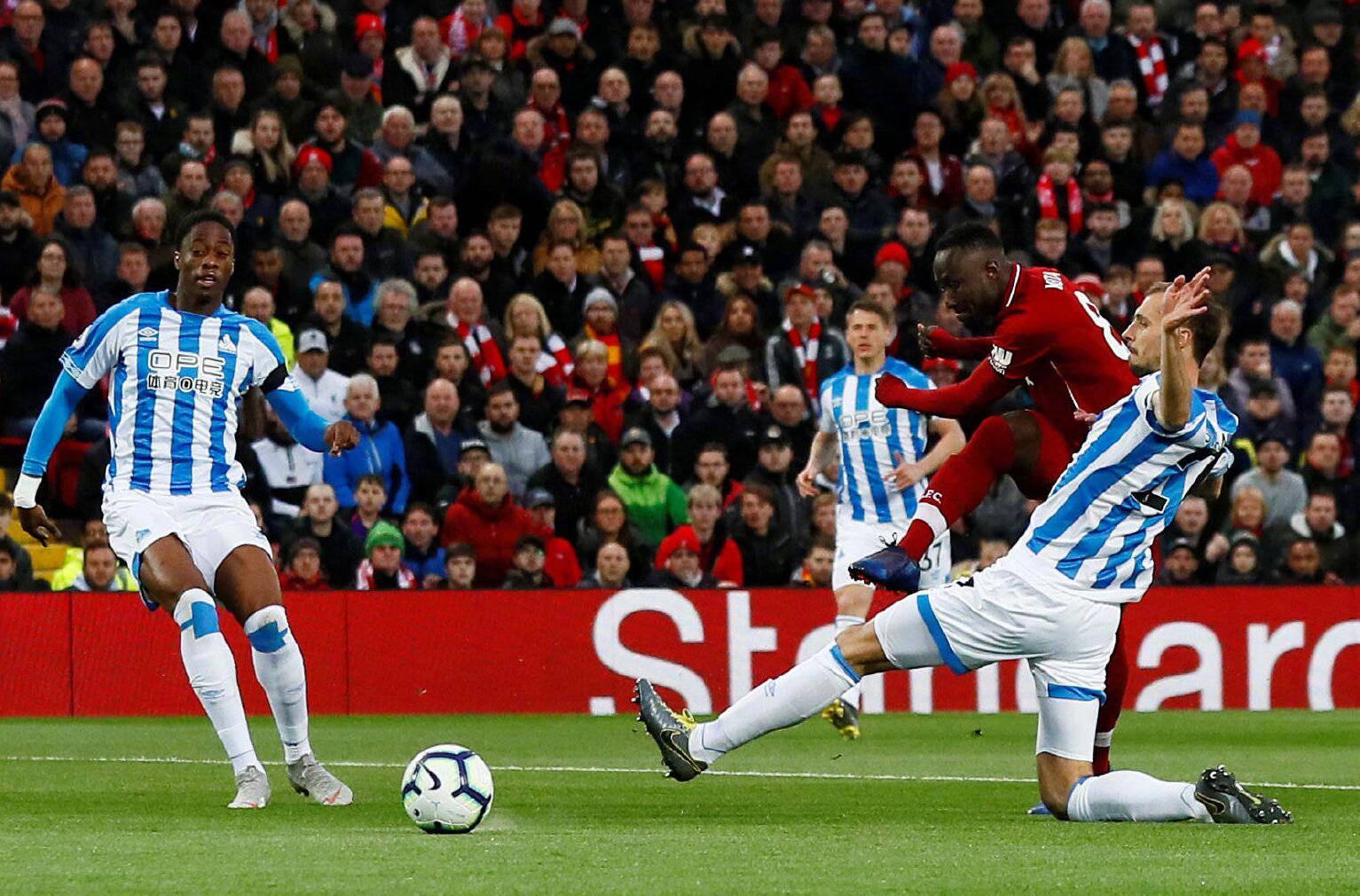 以其卓越的 以其卓越的