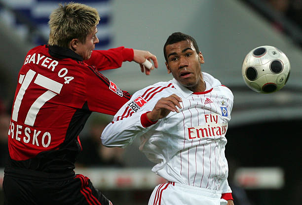 萨内牵走盯 萨内牵走盯